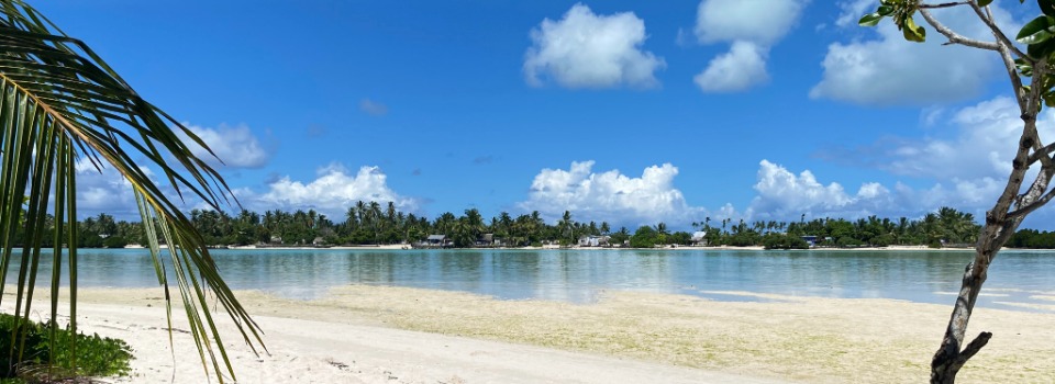 Beach-in-Tarawa,-Kiribati.