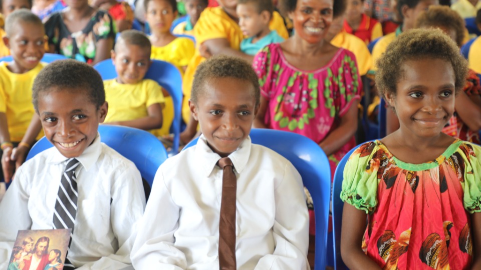 Papua-New-Guinea-Children-Attending-Special-Devotional