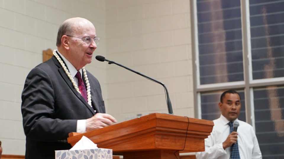 Elder Cook in the Marshall Islands