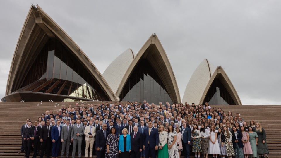 Elder and Sister Cook with missionaries from the Australia Sydney Mission are photographed on the steps of the Sydney Opera House. 20 May 2024.