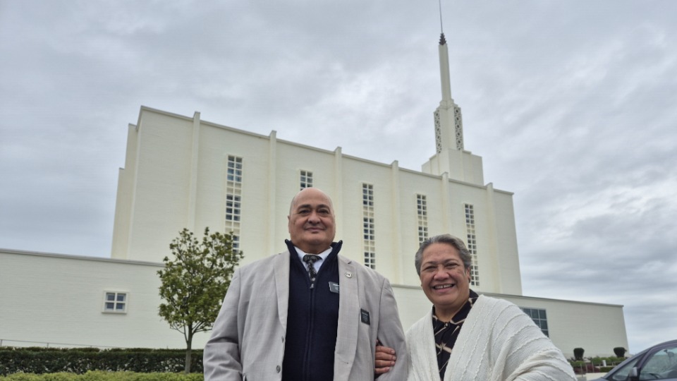 Elder-and-Sister-Mata'utia-at-Auckland-Temple.jpg