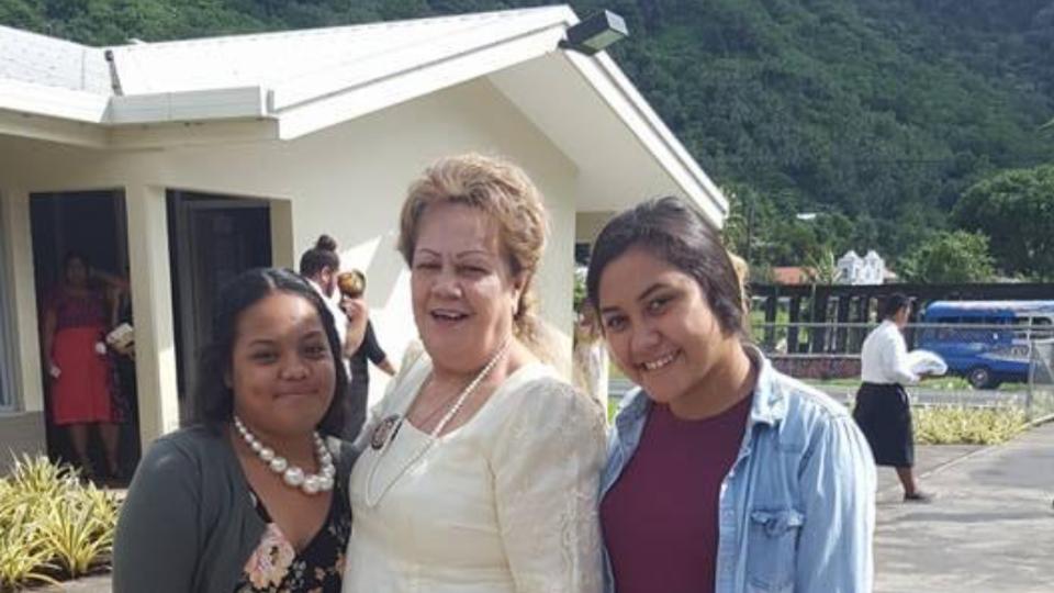 Aisa-Ieremia-and-her-daughters-outside-their-chapel-American-Samoa.-March-2021.