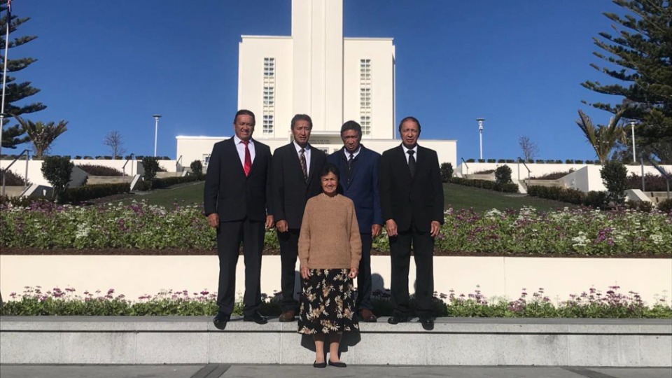 Mou-Tham-Family-Anniversary-at-Hamilton-New-Zealand-Temple,-September-2023..jpg