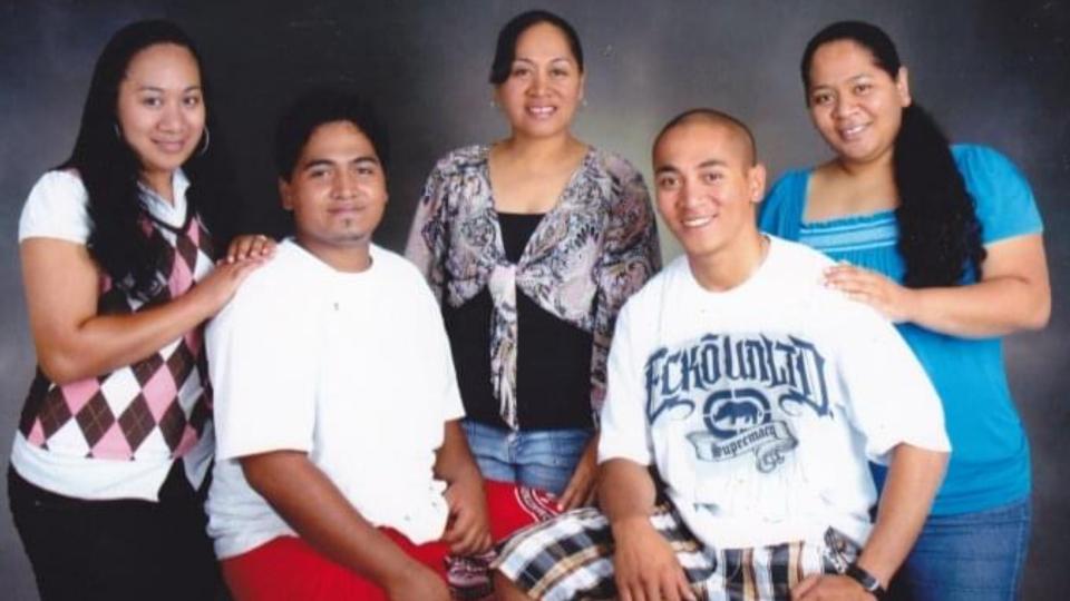 XXX-Aeolua-and-her-family-in-American-Samoa.-March-2021